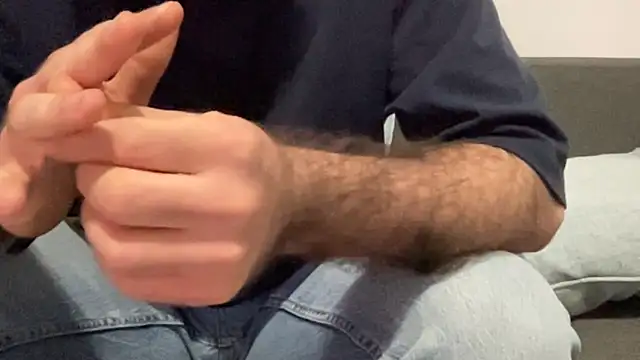 Snapshot of Noxial_Red chatting on 11.17.25 Noxial Red online show from 11.17.25