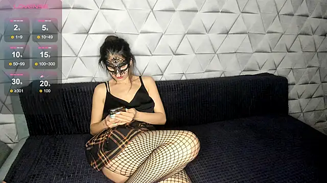 Snapshot of _henTaigiRl_ chatting on 11.29.25 henTaigiRl online show from 11.29.25