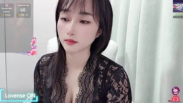 Snapshot of Qing-888 chatting on 12.03.25 Qing-888 online show from 12.03.25