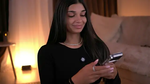 Snapshot of LuvCaprice chatting on 07.22.26 LuvCaprice online show from 07.22.26