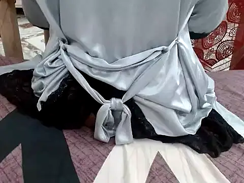 Snapshot of raveena_hot chatting on 02.09.26 raveena hot online show from 02.09.26