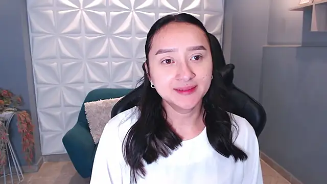 HorneyyQueen online show from 11.22.25