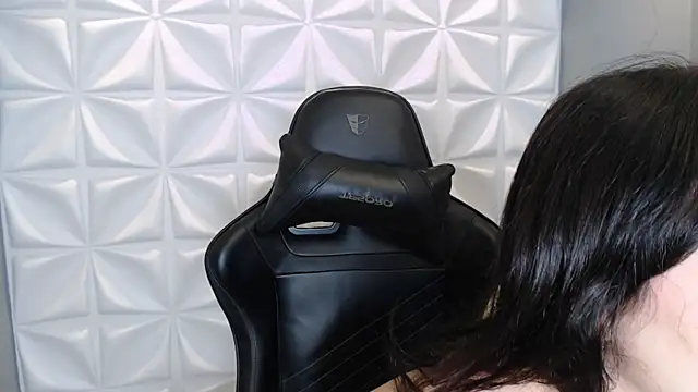 HorneyyQueen online show from 11.27.25