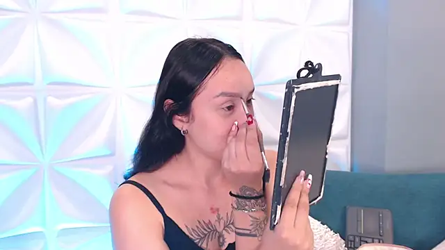 HorneyyQueen online show from 12.02.25