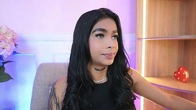 MeganLowell online show from 04.20.26