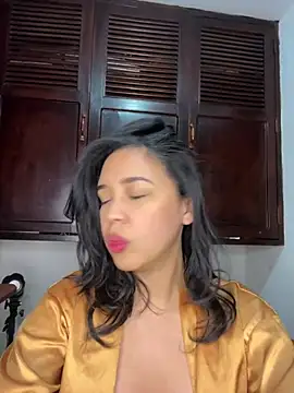 Esmerald 1111 online show from 03.31.26