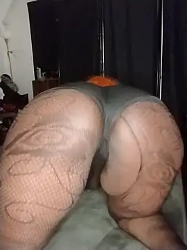 VenezuelaLuxeNoir online show from 04.13.26