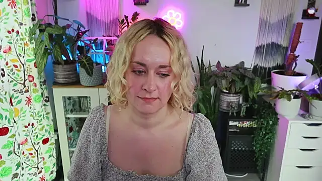 xzoeyryanx online show from 04.27.26