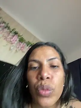 ArielleMillerr- online show from 02.08.26