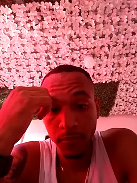 Snapshot of RickyRICON02 chatting on 11.18.25 RickyRICON02 online show from 11.18.25