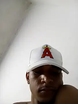 Snapshot of RickyRICON02 chatting on 11.19.25 RickyRICON02 online show from 11.19.25