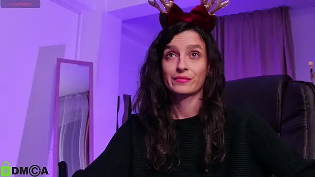 AnnaHarperX online show from 11.19.25