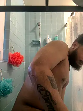 Snapshot of lovebelowyou chatting on 12.16.25 lovebelowyou online show from 12.16.25