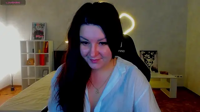 still  her online show from 11.27.25