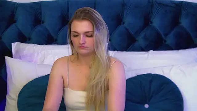 AnnyRaii online show from 02.17.26