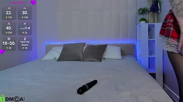 LiraRevery online show from 03.10.26