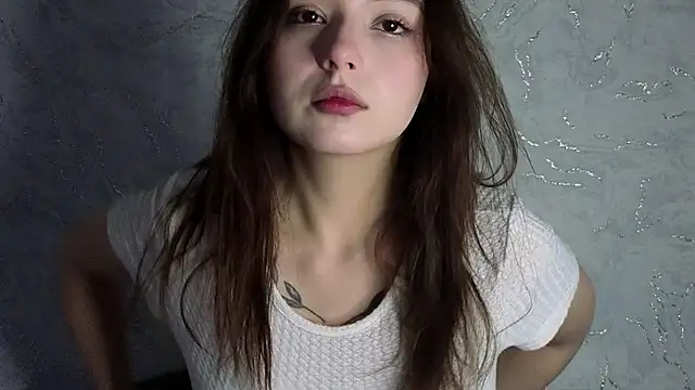 Snapshot of moonjane chatting on 12.14.25 moonjane online show from 12.14.25