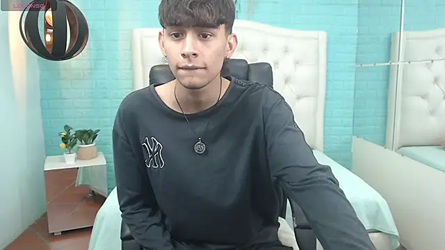 DraxBlade09 online show from 04.22.26