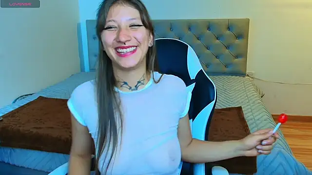 Snapshot of Lenna__black chatting on 12.14.25 Lenna black online show from 12.14.25