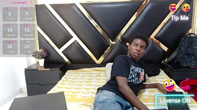 NoahJhonson69 online show from 03.11.26