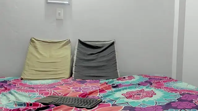 Snapshot of Jave_rave chatting on 02.19.26 Jave rave online show from 02.19.26