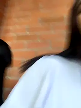 Sara storm outdoors online show from 11.18.25