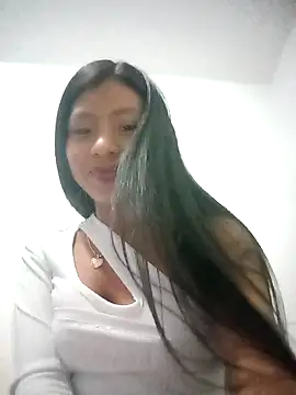 Snapshot of GabySpanic12 chatting on 11.28.25 GabySpanic12 online show from 11.28.25