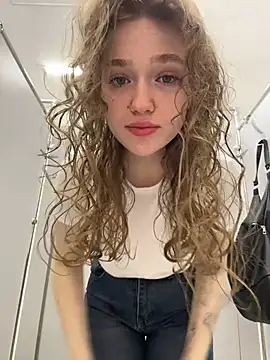 RussianWoman online show from 04.19.26