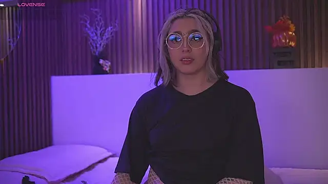 GabyRose9 online show from 02.04.26