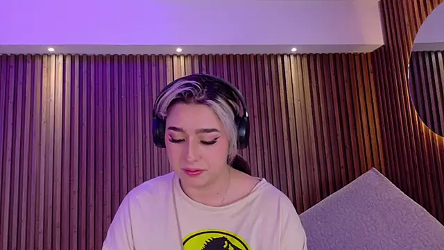 GabyRose9 online show from 03.20.26