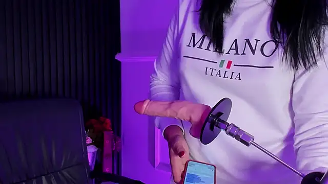 Sienarosewood online show from 12.16.25