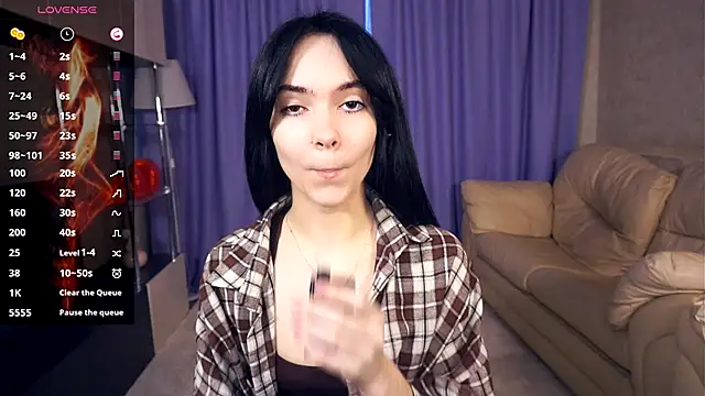 Snapshot of LorrieWilcinski chatting on 11.25.25 LorrieWilcinski online show from 11.25.25