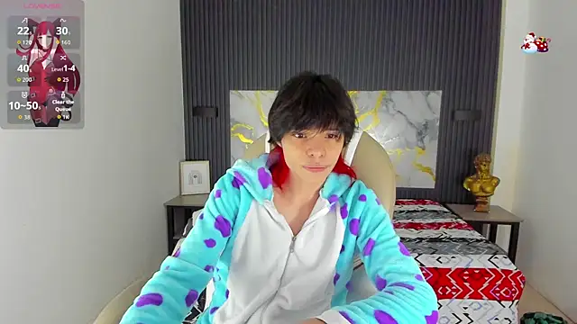 Snapshot of Sylasfrost chatting on 12.16.25 Sylasfrost online show from 12.16.25