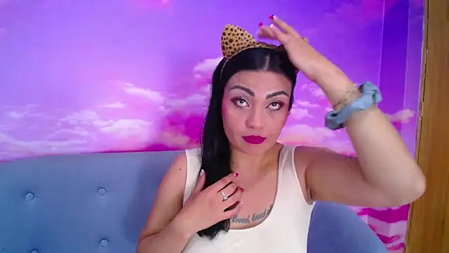 mei kora online show from 11.20.25