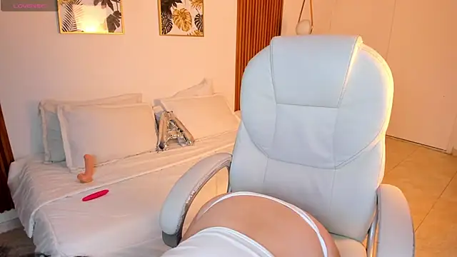 Alaska deluxe online show from 11.30.25