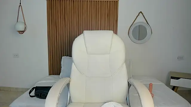 Alaska deluxe online show from 04.11.26