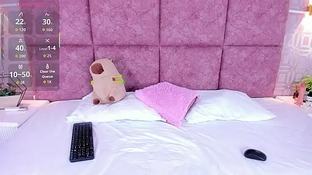 NathalieRoss1 online show from 02.03.26