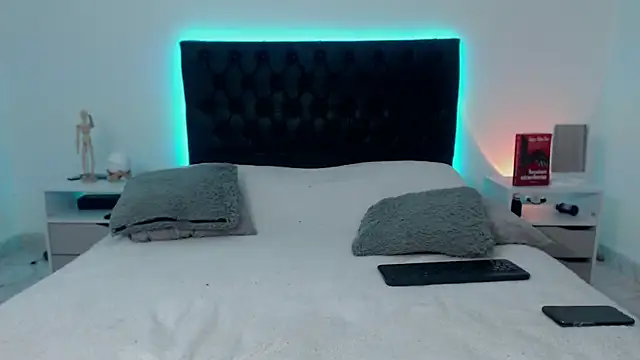 ray Weeed online show from 11.26.25