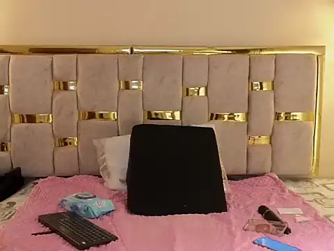 Gigi brigthon online show from 03.18.26