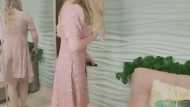 Snapshot of BigTitsLady- chatting on 12.03.25 BigTitsLady- online show from 12.03.25