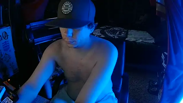 Snapshot of Bowerboi chatting on 11.20.25 Bowerboi online show from 11.20.25