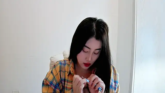 XIAOFENG-2025 online show from 12.15.25