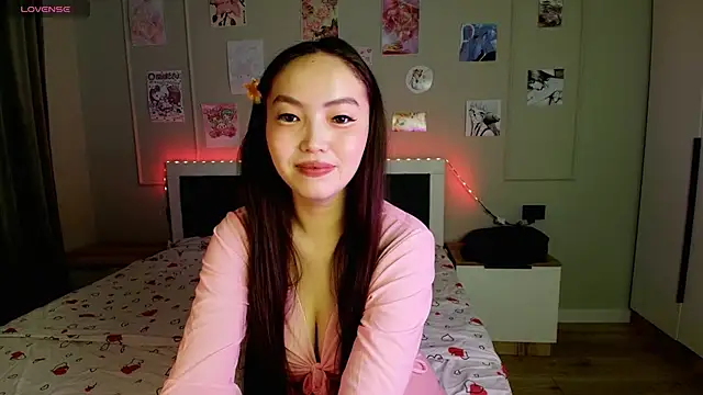 junamiin online show from 12.18.25