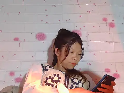 Kim mon online show from 12.18.25