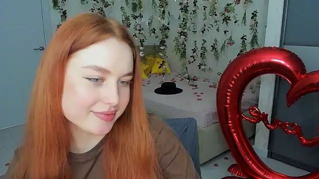 AirySilhouette online show from 02.14.26