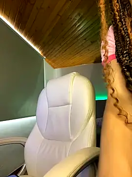 Emma pink18 online show from 11.20.25