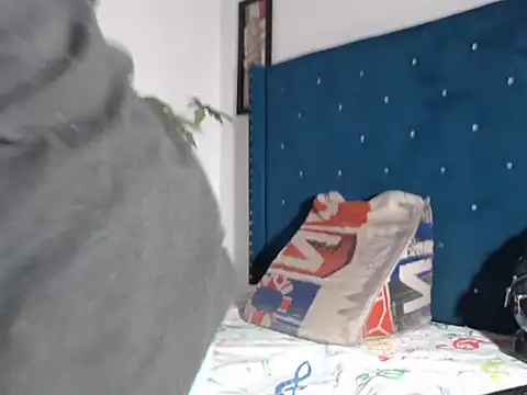 crissex3 online show from 03.31.26