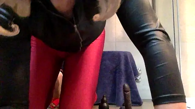 Snapshot of AsiaSlavePantyhosed chatting on 12.04.25 AsiaSlavePantyhosed online show from 12.04.25