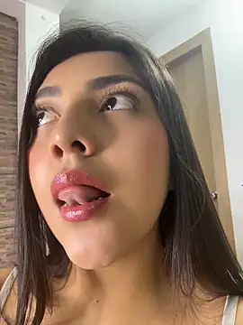 Snapshot of Sammyy_torres chatting on 04.11.26 Sammyy torres online show from 04.11.26