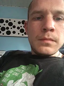 Snapshot of Spielzeugtwink chatting on 05.11.26 Spielzeugtwink online show from 05.11.26